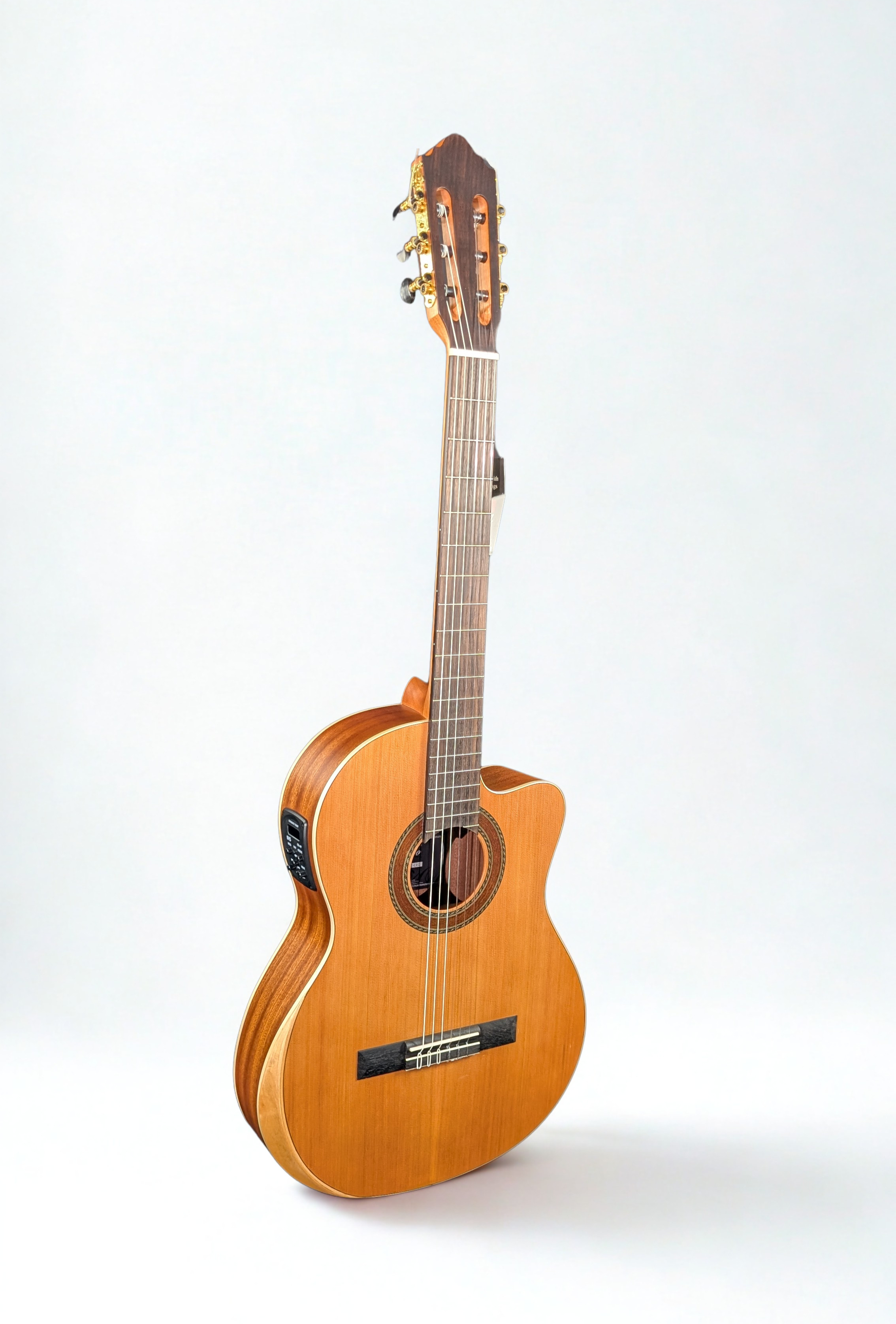 Contigo C-203 Thinbody Konzertgitarre, SNRT -CEQ