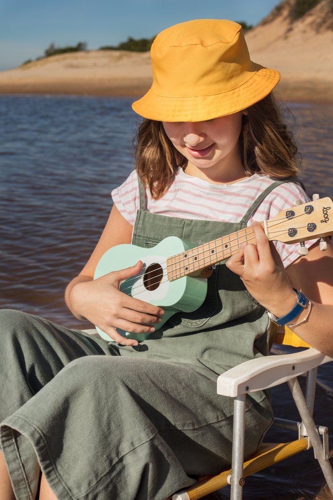 Loog Ukulele